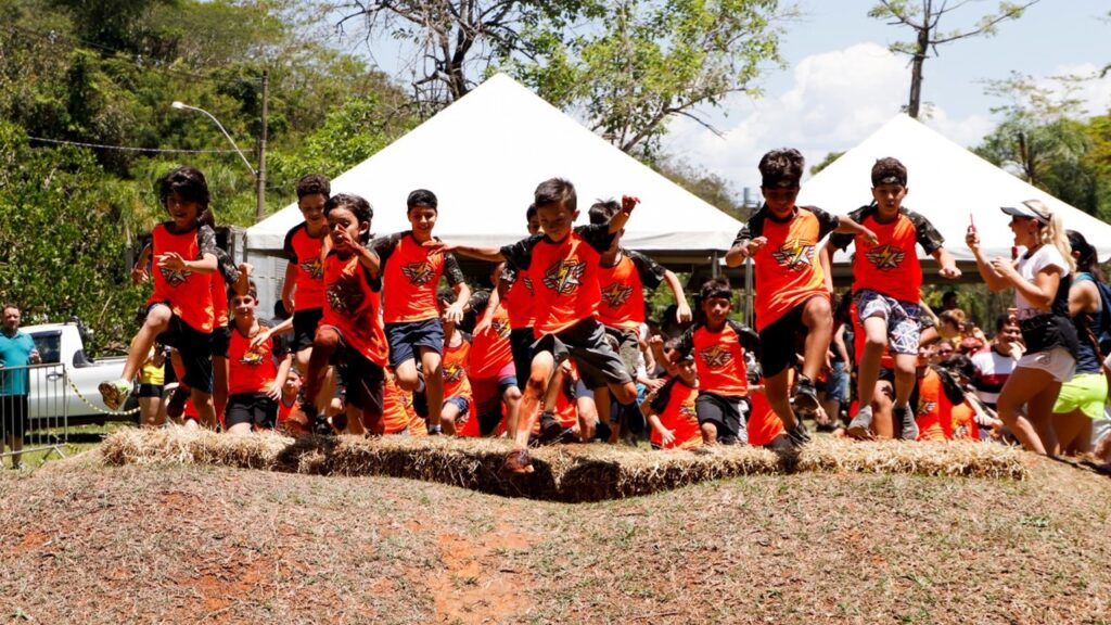 Limeira Shopping recebe corrida de obstáculos para celebrar o mês das criançasLimeira Shopping recebe corrida de obstáculos para celebrar o mês das crianças