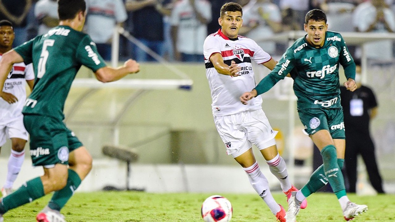 Copinha: Em fim de jogo tenso, Palmeiras bate São Paulo e vai à final