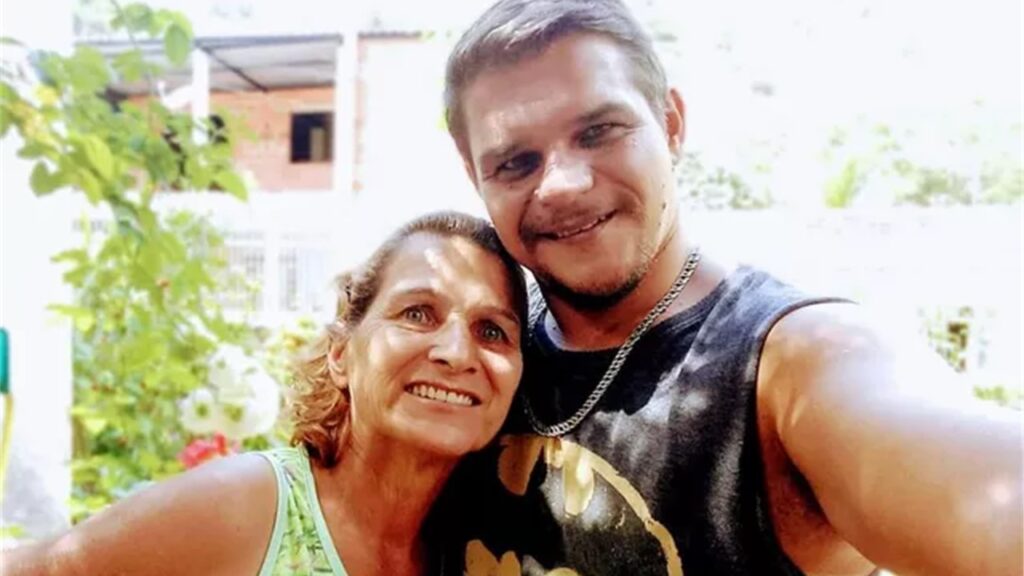 Mãe e filho morrem eletrocutados por cerca elétrica