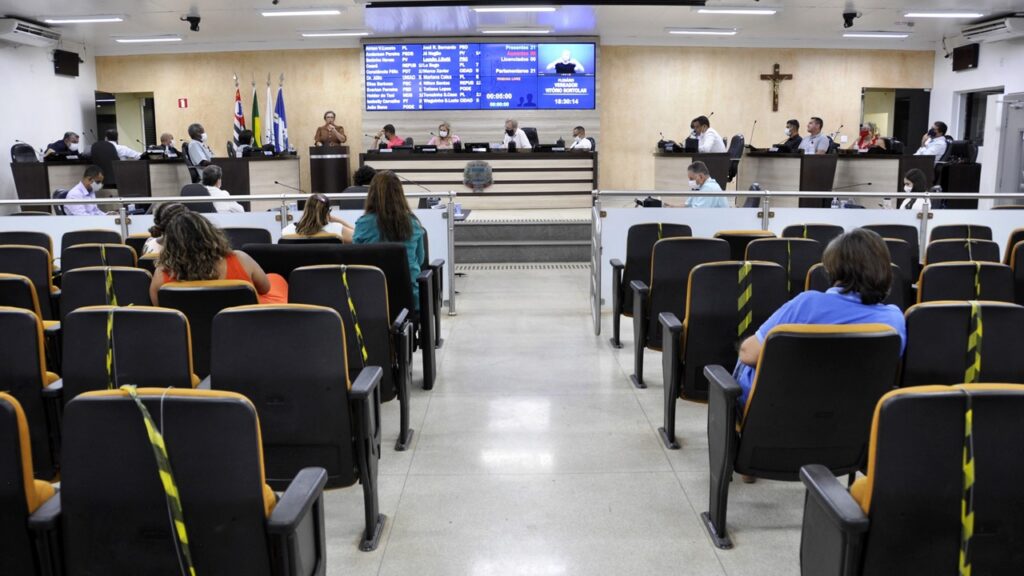 Câmara de Limeira aprova 4 projetos nesta segunda (7)