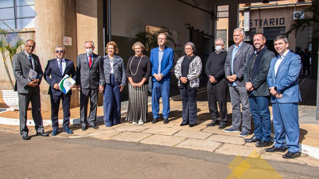 Presidente da Câmara participa de recepção de representantes da Aces