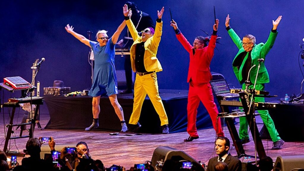 Information Society volta ao Brasil para grande show da Turnê de Despedida