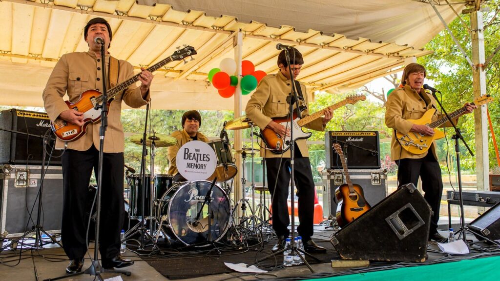 Beatles For Kids apresenta clássicos da banda para crianças no Limeira Shopping