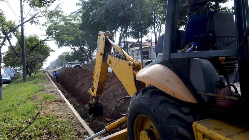 Semae Inicia Troca de Rede de Água na Avenida Cristóvão Colombo