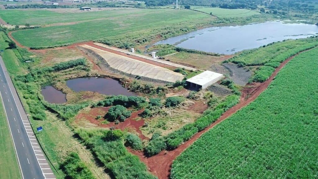 Barragem da Represa Santa Marina em Cordeirópolis chega a 80% de conclusão Obra promete mudar o futuro de Cordeirópolis com maior capacidade de abastecimento de água