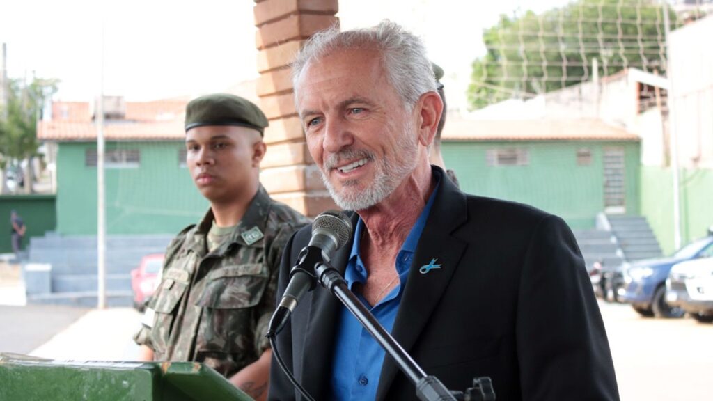 Formatura no Tiro de Guerra de Limeira O prefeito de Limeira, Mario Celso Botion