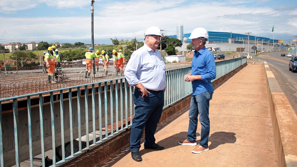 Obras no complexo viário Paulo Natal avançam com concretagem do tabuleiro