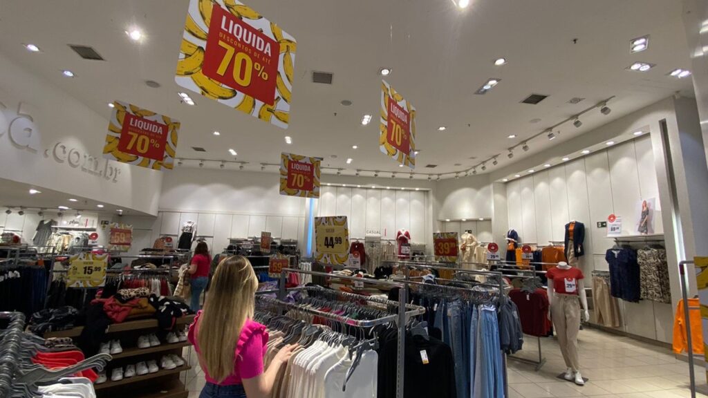 Liquidação-Julho-Black-Brasil-terá-produtos-com-até-70%-de-desconto-no-Pátio-Limeira-Shopping