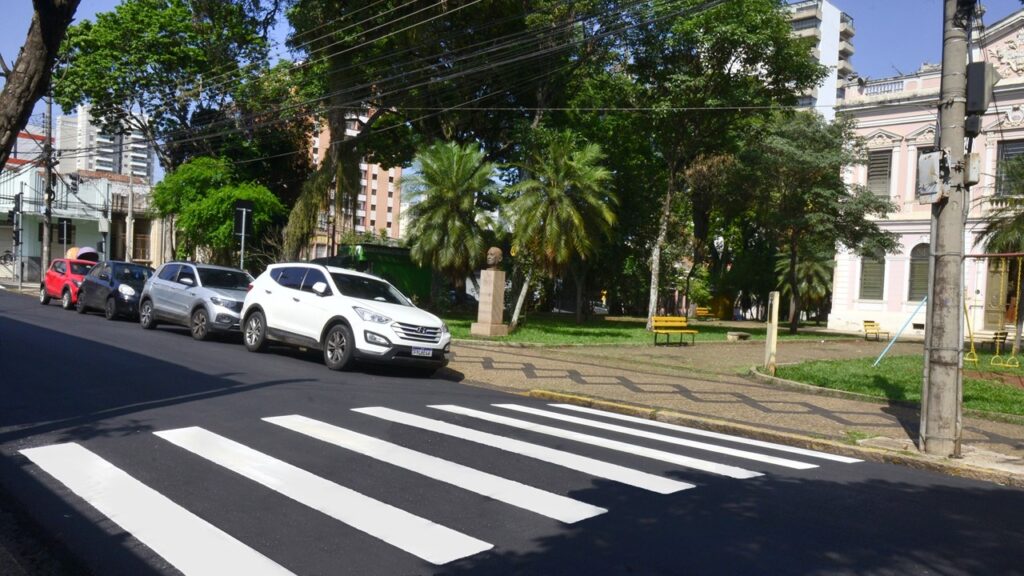 Piracicaba-49-vias-receberam-reforço-de-sinalização-horizontal-e-vertical