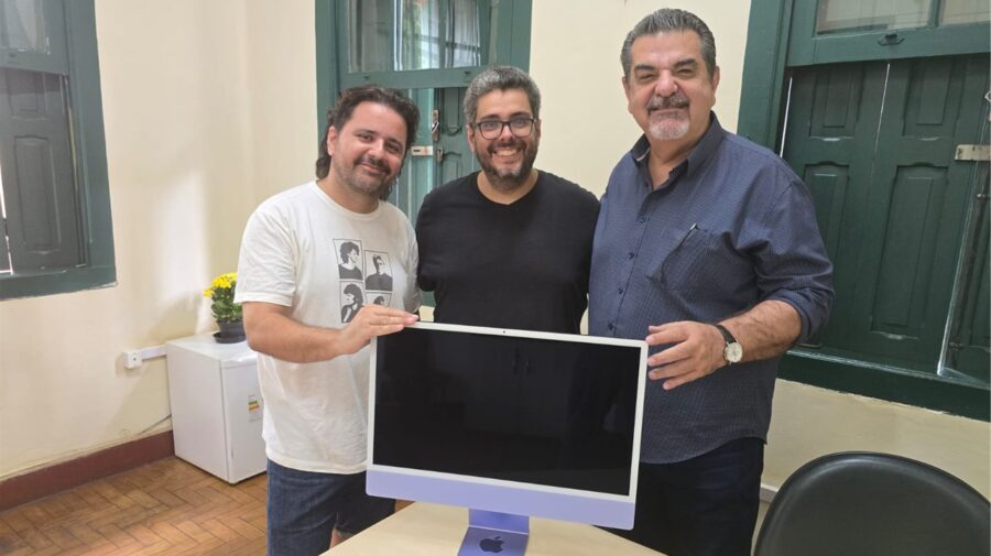 Associação doa iMac para fortalecer o Salão de Humor de Piracicaba