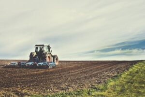 Curso de operação e manutenção de máquinas agrícolas abre inscrições em Iracemápolis