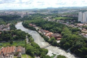 O rio Piracicaba que corta a cidade: corrida tem como objetivo conscientizar sobre a importância do manancial