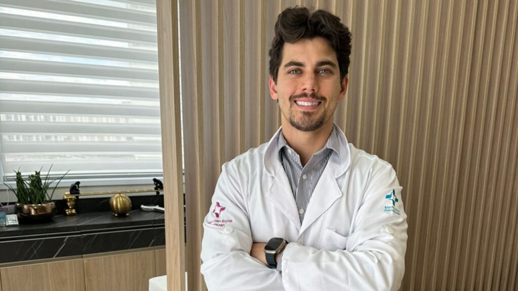 O dermatologista da operadora Santa Casa Saúde Piracicaba, Gabriel Guido